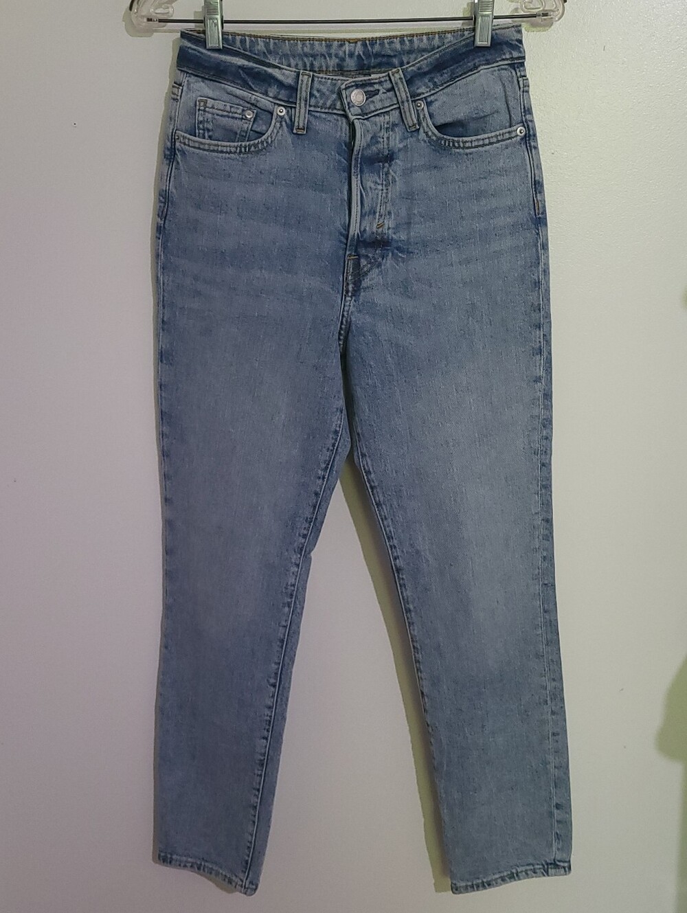 H&M &Denim Ultra High Waist Button Fly Mom Jeans Size 4 EUC